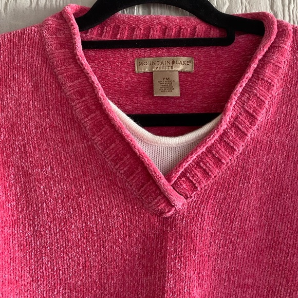 Hot Pink Chenille V-Neck Preppy Classic Versatile Cozy Cabincore Sweater Size PM - Picture 4 of 9